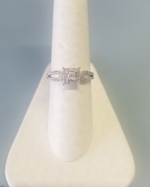 10K .15Ct Diamond Princess Halo Engagement Wedding Ring Anillo De  diamantes Compromiso 