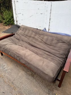 1960’s Space Age Coach with origin features