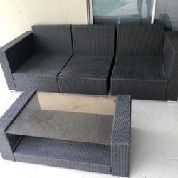 Outdoor Couch With Table
