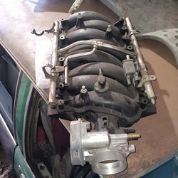 LS4 square port intake