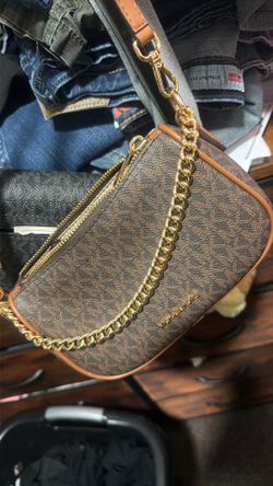 Michael kors purse