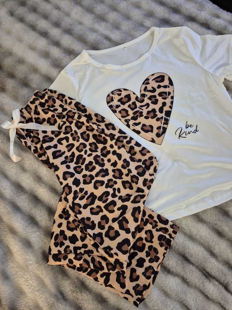 Womens Pajama Set, Size Medium