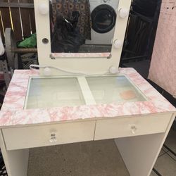 Used Vanity With Two Cabinets 