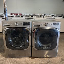 LG Jumbo Gas Washer & Dryer Set – Excellent Condition! 🧺✨ 