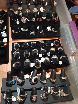 Costume jewelry/ display cases, bags,