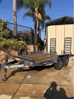 Lamar 14ft flatbed