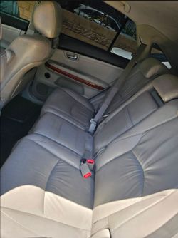 Rear seats for Lexus rx model great condition