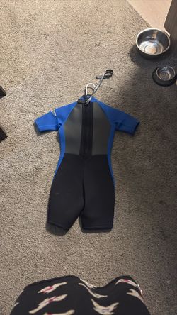 Wet suit
