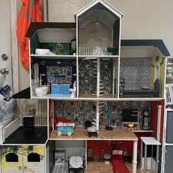 Doll House