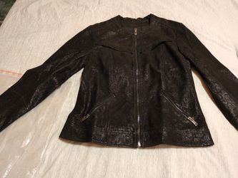 Black Casual Jacket With Zipper Two Pockets