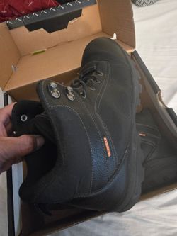 SIZE 13 VINTAGE BRAND