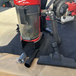 Milwaukee Vacuum