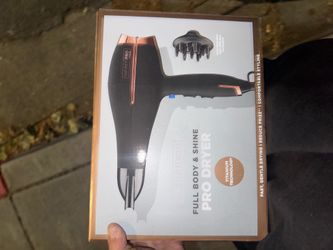 Blow dryer