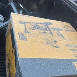 Brand new table saw 8 1/2 inch