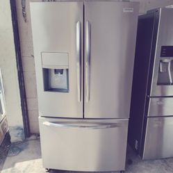 rare Frigidaire gallery stainless French door ice and water fridge double ice maker with warranty