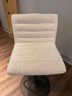 Set of 2 Barstools