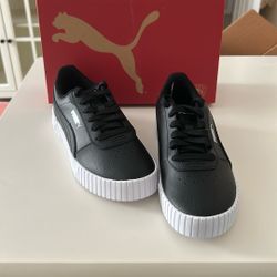 Women’s Puma Sneakers