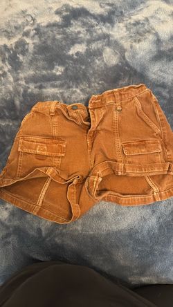 Brown shorts