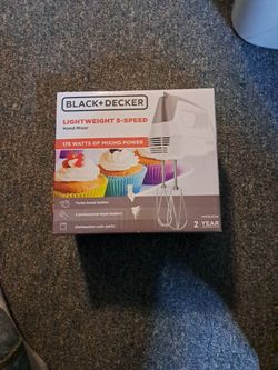 NIB Black & Decker 1500 WATT Mixer