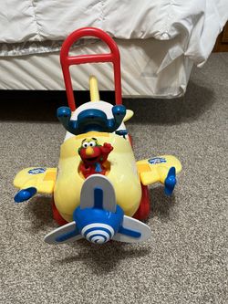 Sesame Street Walker/ Riding Toy