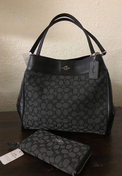 Beautiful Original Coach, Purse & wallet set.