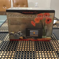 Digital Photo Frame