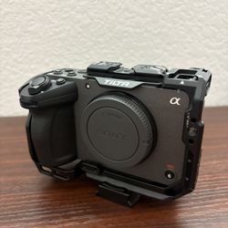 Sony FX30 (Used Like New) + Tilta Cage – Cinema Camera Setup