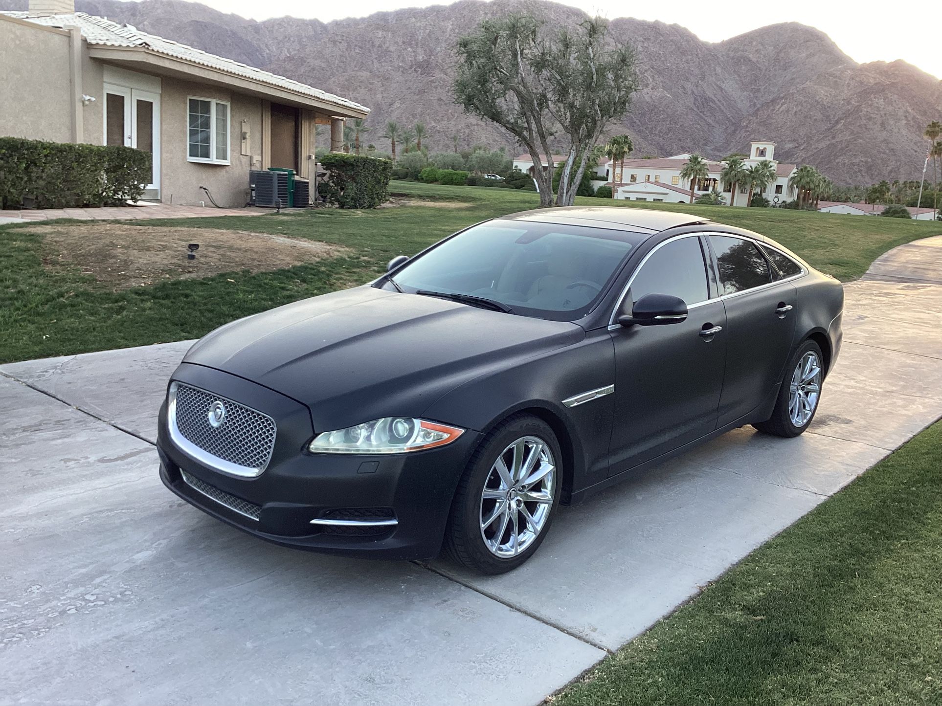 2011 Jaguar XJ-Series