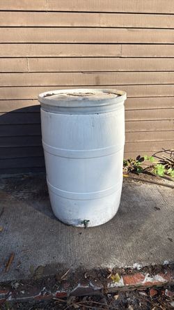 White Plastic Rain Barrel with Spigot