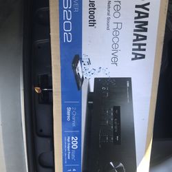 Yamaha Stereo Receiver 