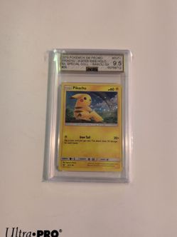 2019 Pokemon SM Promo Pikachu Holo Mint 9.5