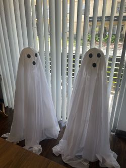 Ghost Halloween Decor