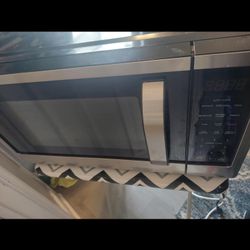 Microwave Works Excellent 