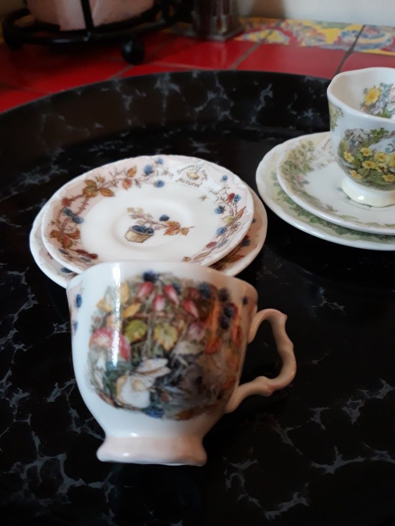 Brambly Hedge by Royal Doulton, 2 Mini Cups, 2 Saucers 2 Plates