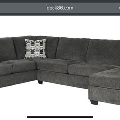 Motley 3 Piece Sectional With Right Facing Chaise