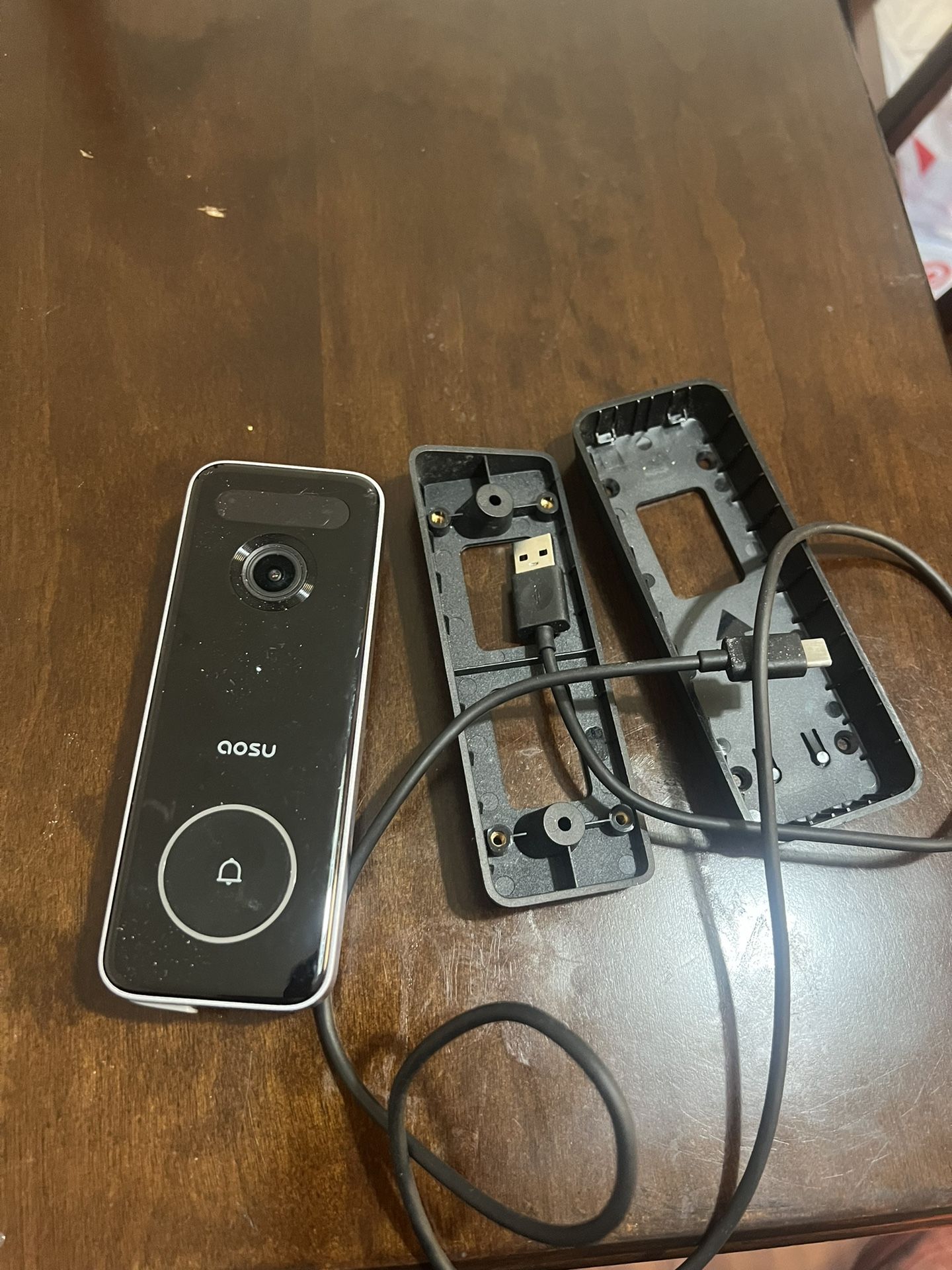 Ring Camera With Back Piece And Charger