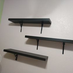 Wall Racks/Shelves 