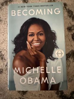 Becoming by Michelle Obama – Hardcover – Excellent Condition