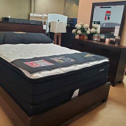 4pc Queen Bedroom Set