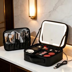 Amyre Beauty Cosmetics LED Makeup Case