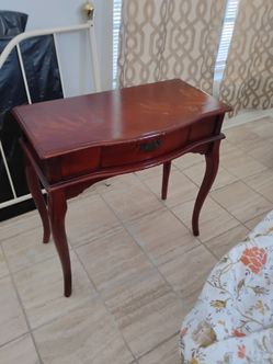 Vintage Small Rectangular Console Entryway Table or Desk (NW 89128)