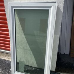 PGT 26 1/2x47 3/4 IMPACT CASEMENT WINDOWS 