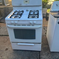 Oven / Gas Range 