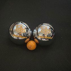 Veuve Clicquot Pétanque Set