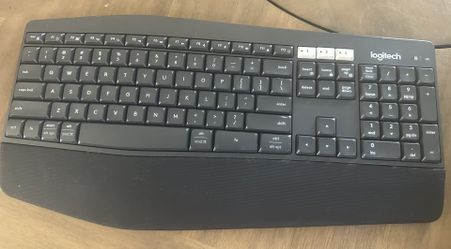 Logitech Wireless Keyboard K850