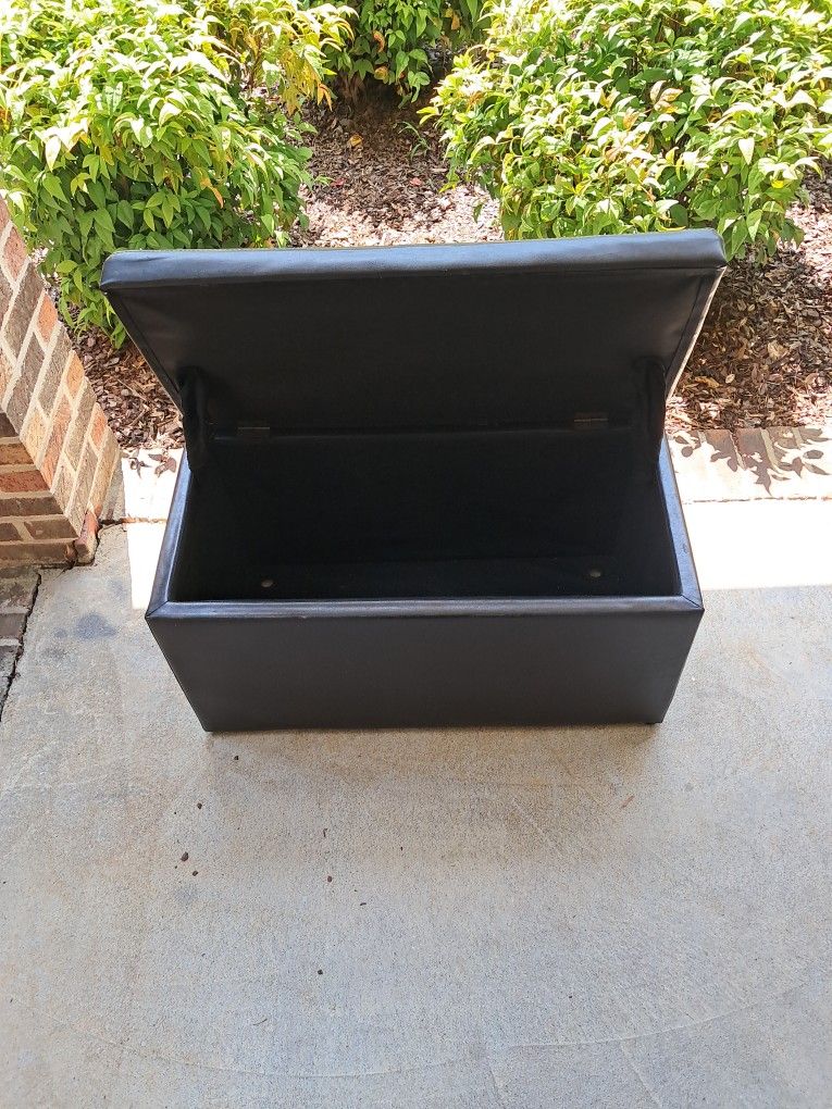 Storage Ottoman $10