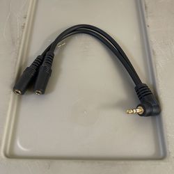 Belkin 3.5mm Audio Splitter - Dual Headphone and Speaker Jack Adapter