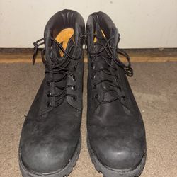 Black Timberlands 