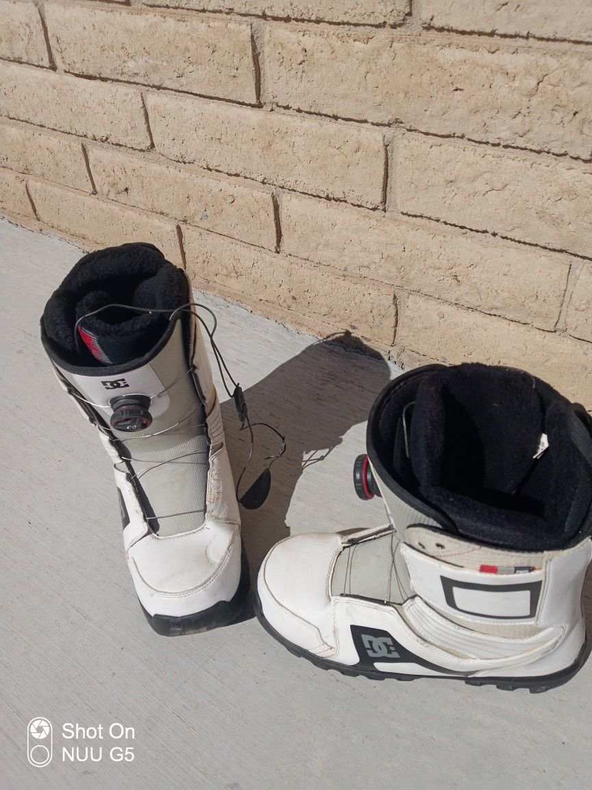 DC BOA Snowboard Boots Size 11