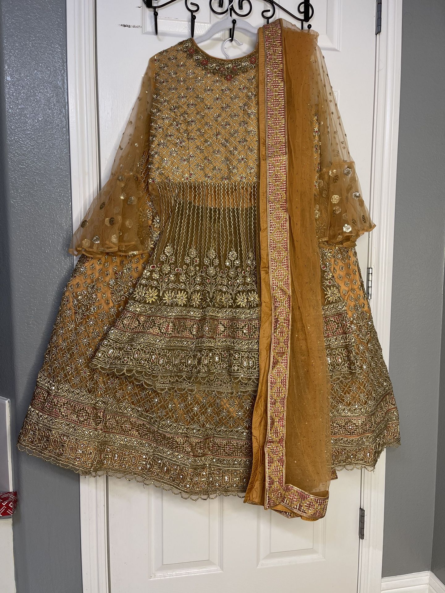 Indian Lehenga Traditional Clothes